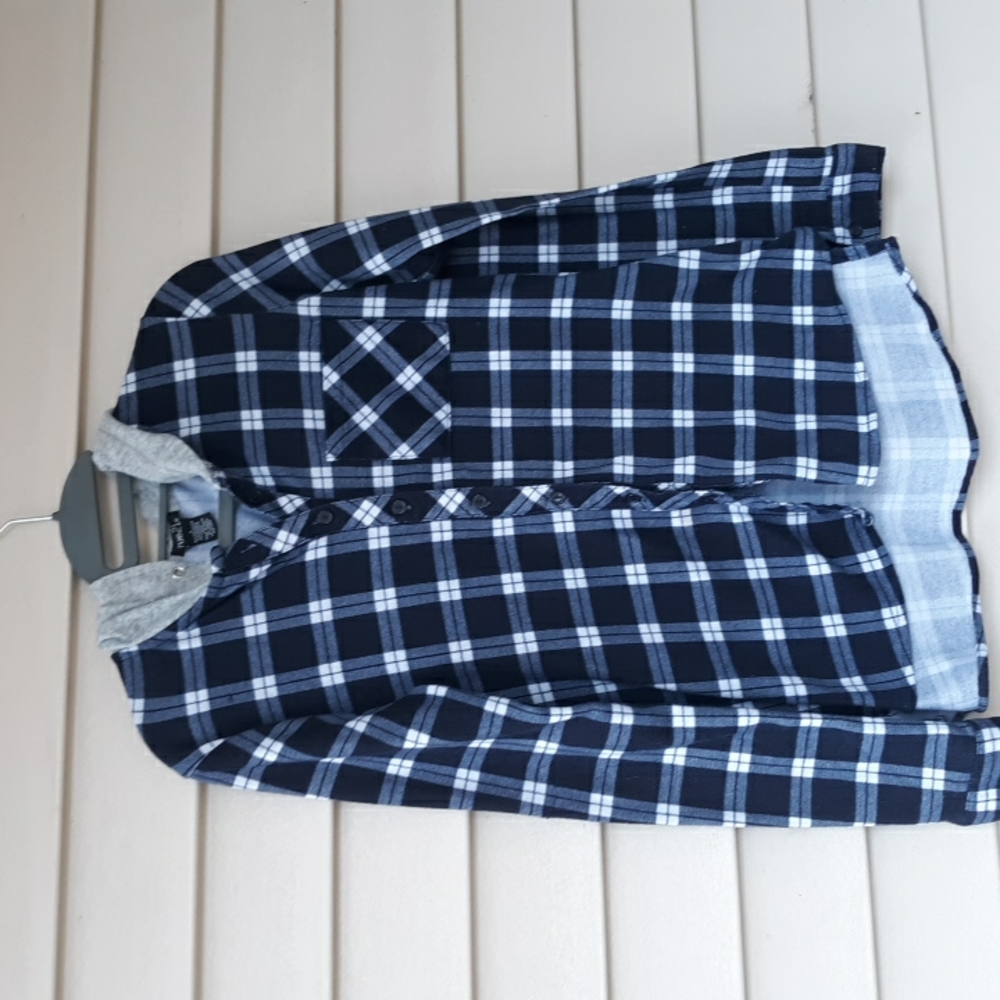 Rue21 hooded plaid shirt top size small
